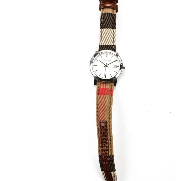 EUC Burberry Women's The City Watch Brown/Red/Black - Picture 2 of 8